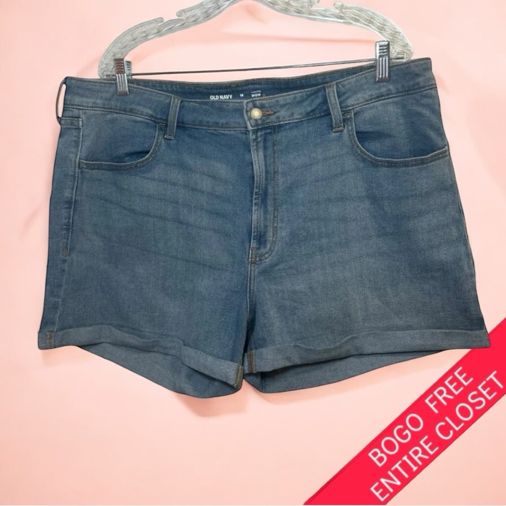 Old Navy High-Rise Denim Shorts Size 18